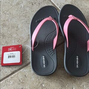 Okabashi Charcoal and Pink Flip Flops - Breeze - M 8-9 - NWT